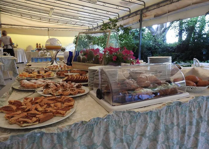 Grappolo D'oro Pietrasanta