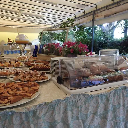 Grappolo D'oro Pietrasanta