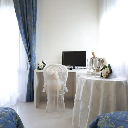 Hotel Grappolo D'oro 3*